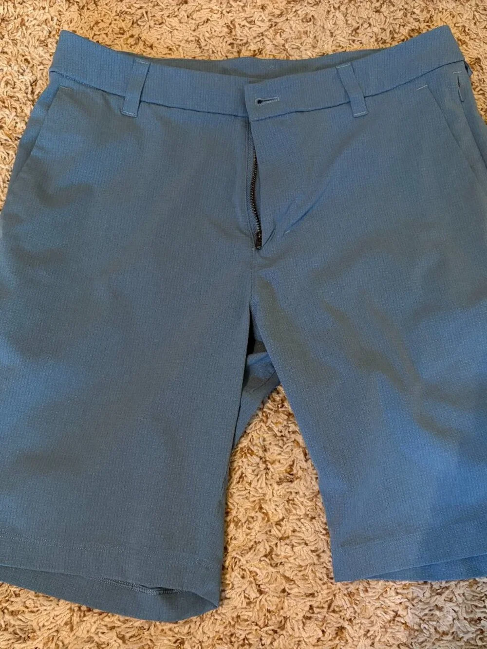 Lululemon Commission Classic-Fit Shorts - Mens Size 30 - Inseam 9